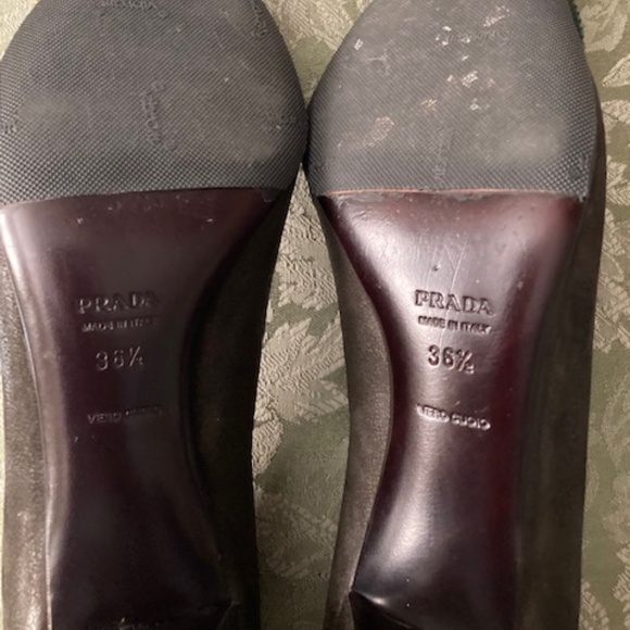 Prada Antic Ciclamino Heels - Picture 10 of 11